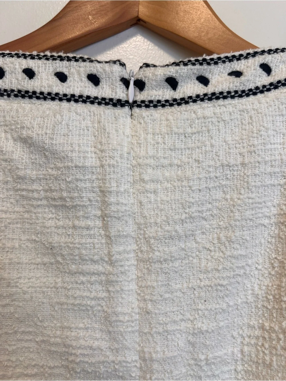 Dolan Left Coast Collection Textured Pencil Skirt Ivory Black Trim XL